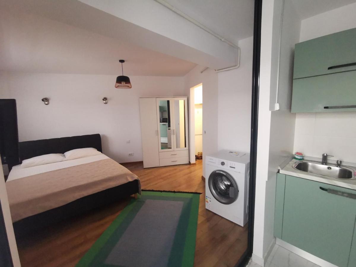 Michael Apartment Galati  Exterior photo